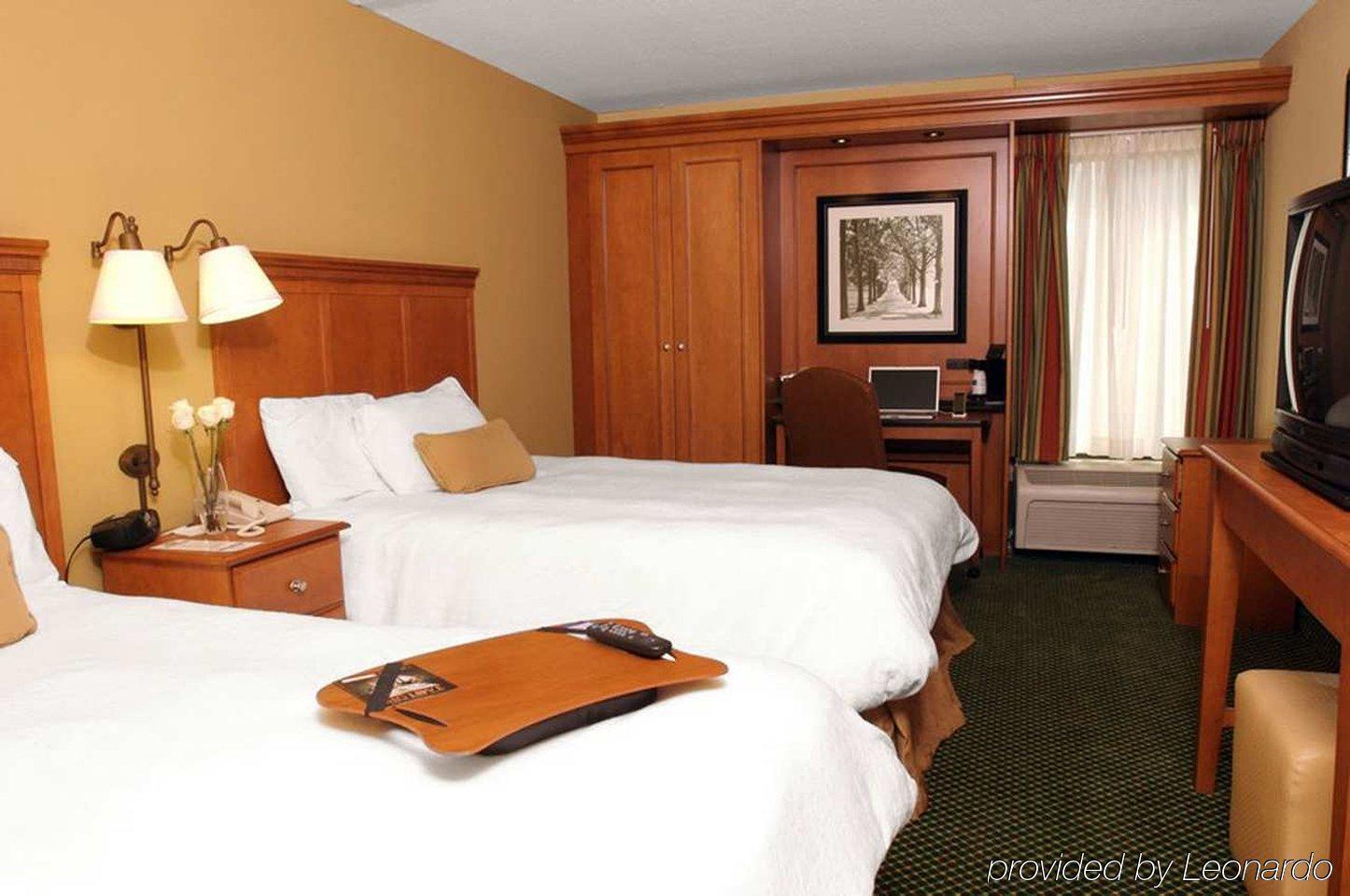 Hampton Inn Pittsburgh Greentree Bagian luar foto